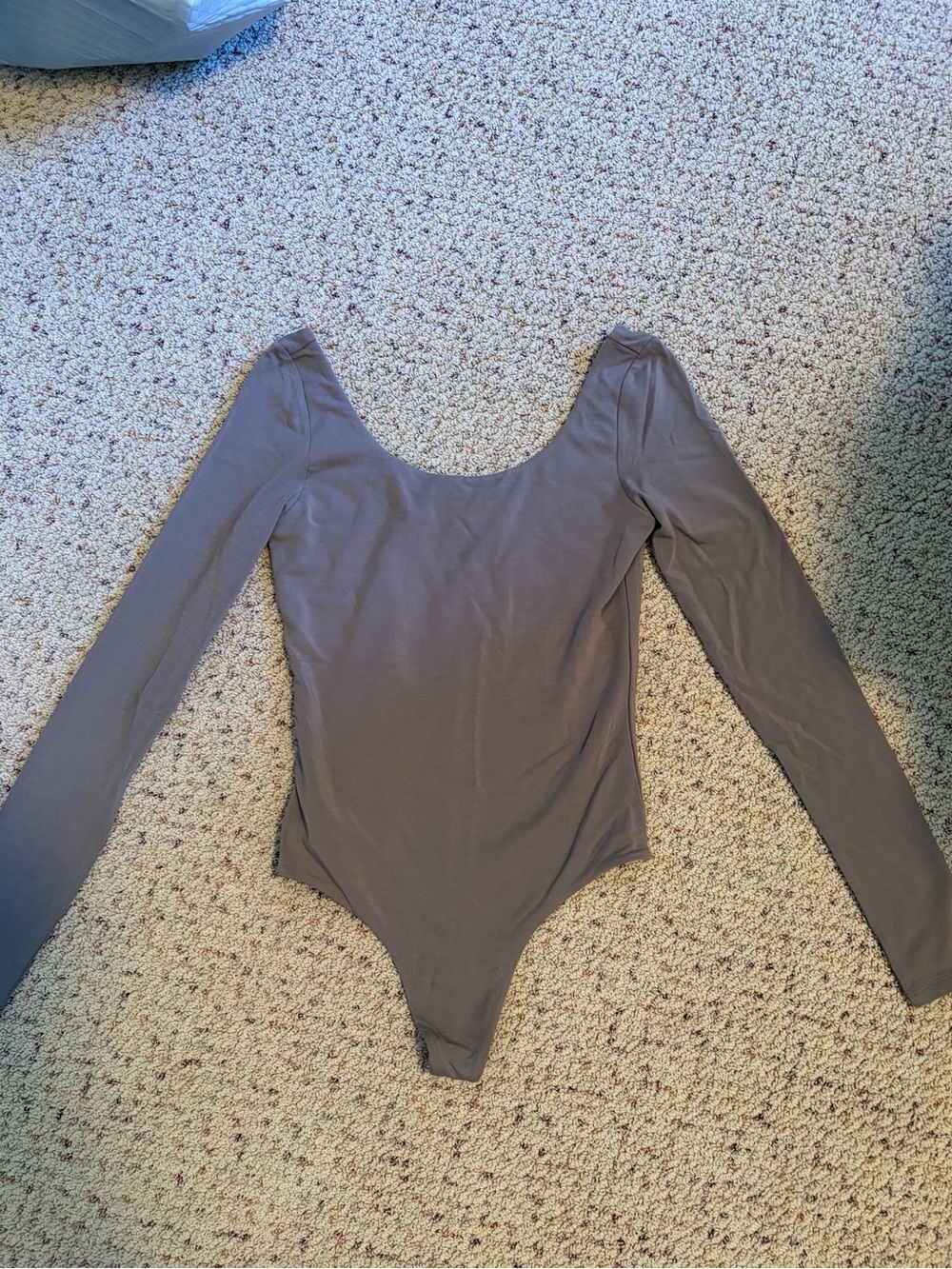 Wilfred Long Sleeve Scoop-Back Bodysuit - Taupe